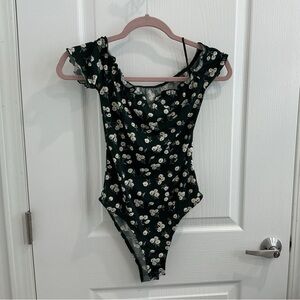 SHEIN Green and Gray Fabric Detail